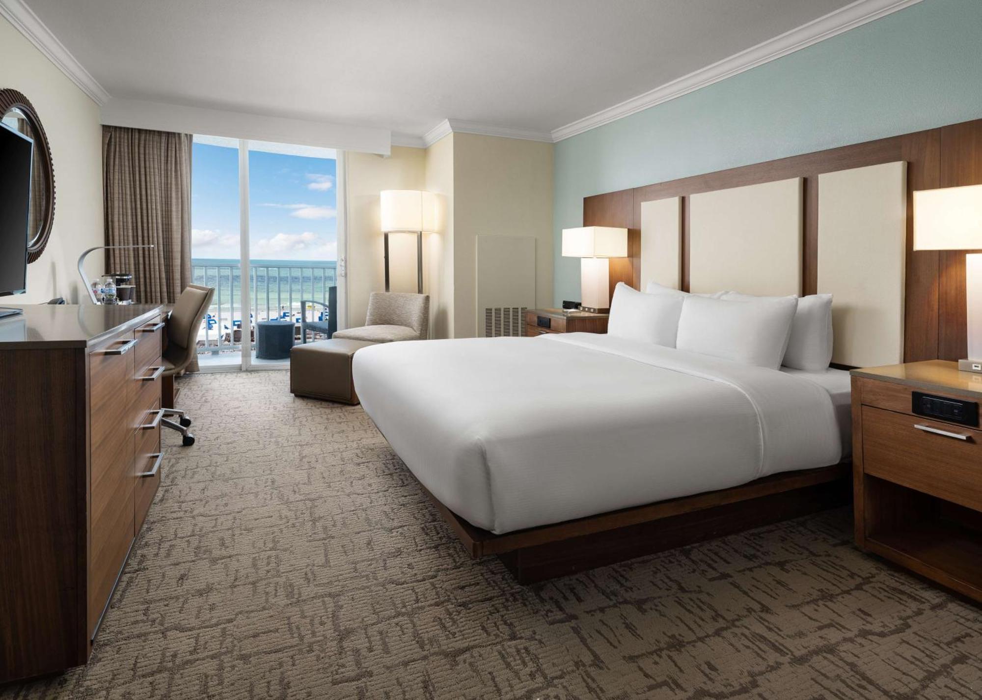 Hilton Clearwater Beach Resort & Spa Экстерьер фото