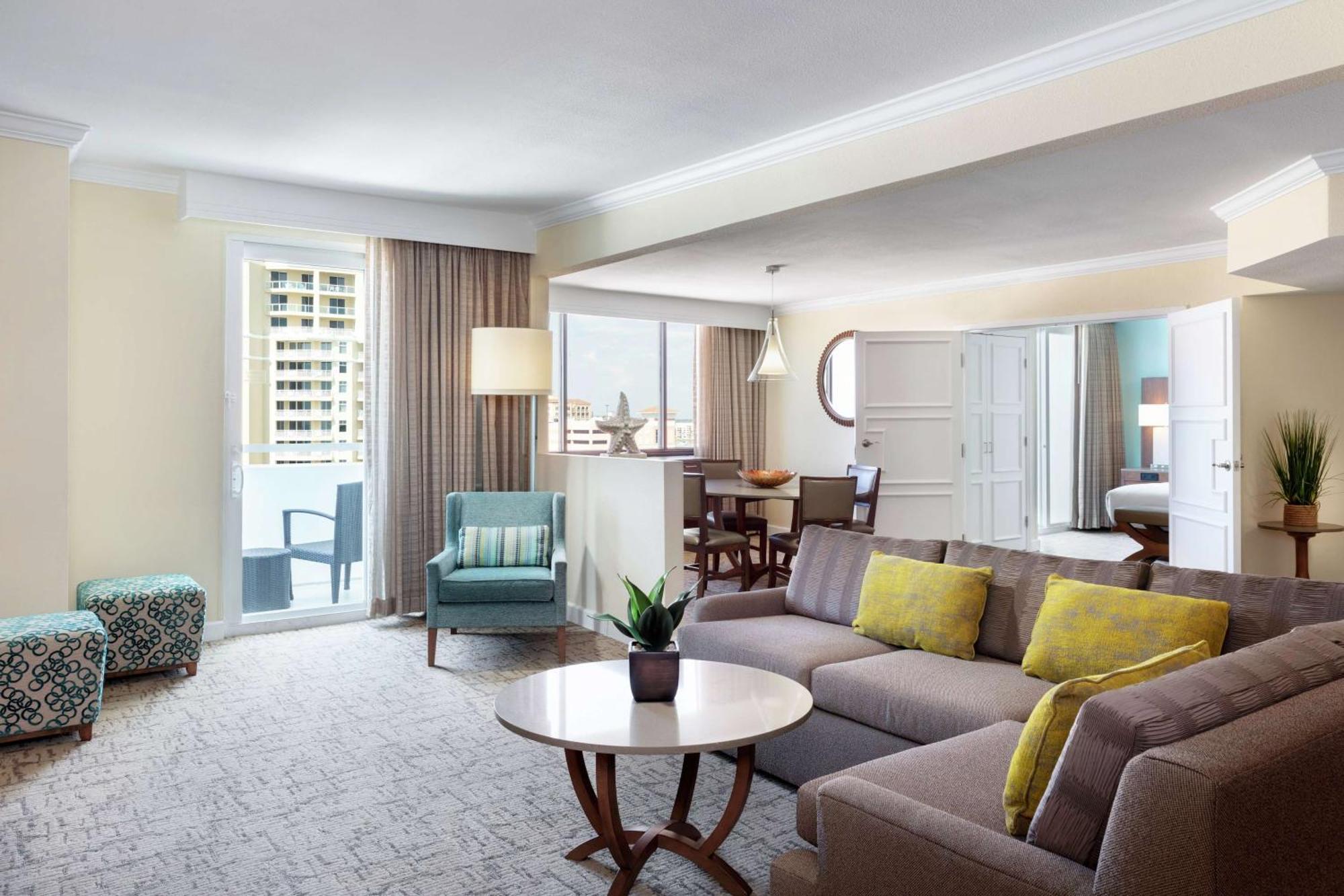 Hilton Clearwater Beach Resort & Spa Экстерьер фото