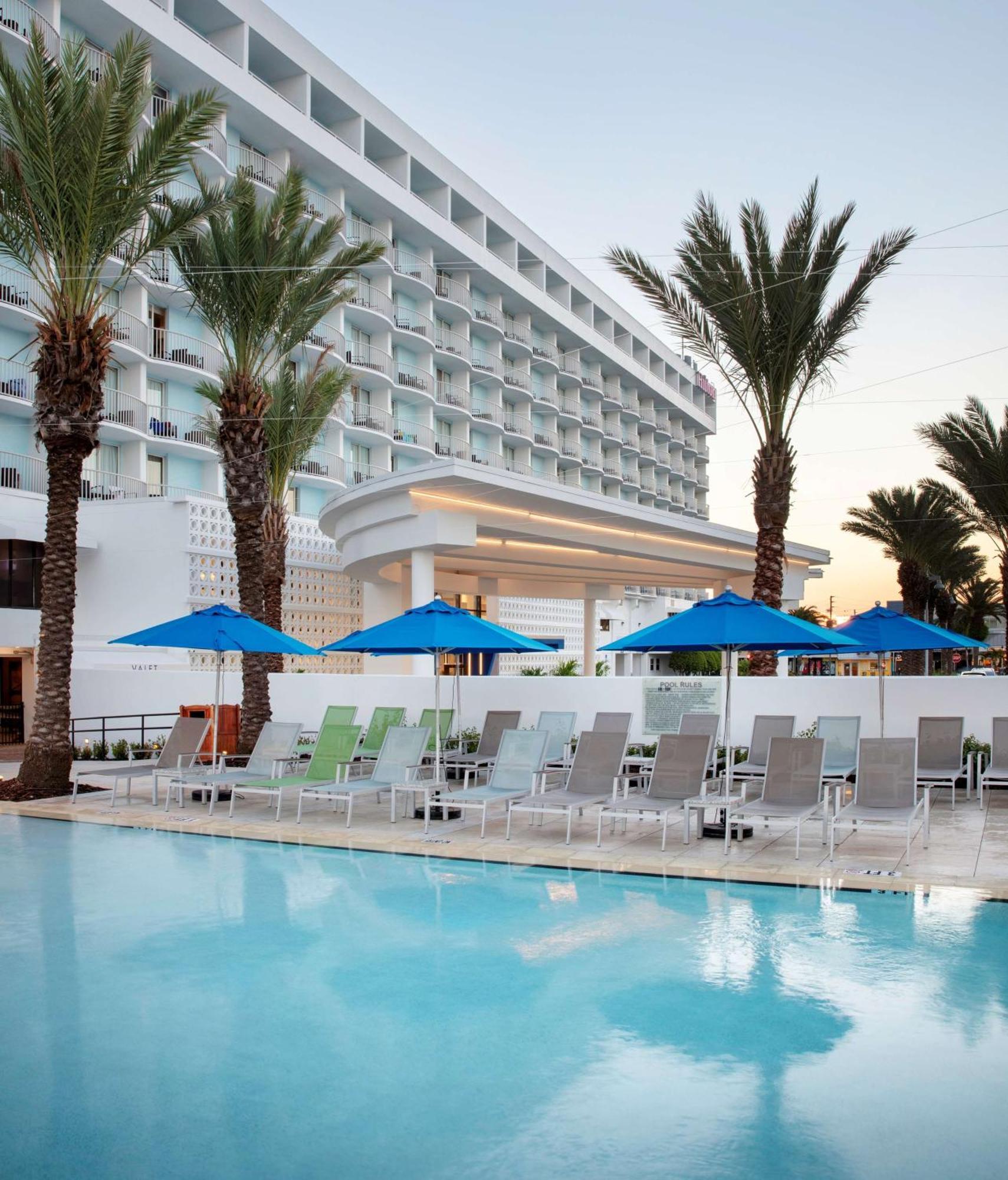 Hilton Clearwater Beach Resort & Spa Экстерьер фото
